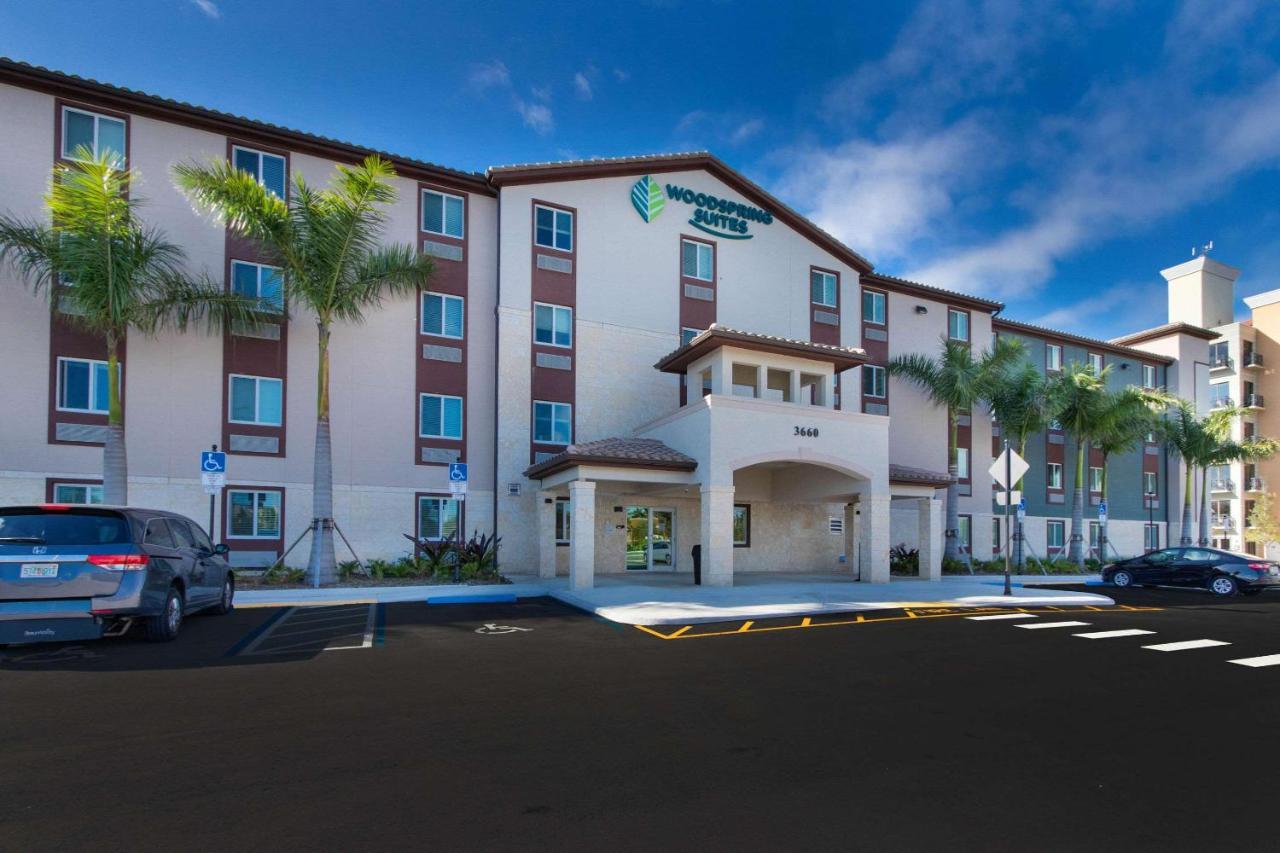 Woodspring Suites Miramar Exterior photo